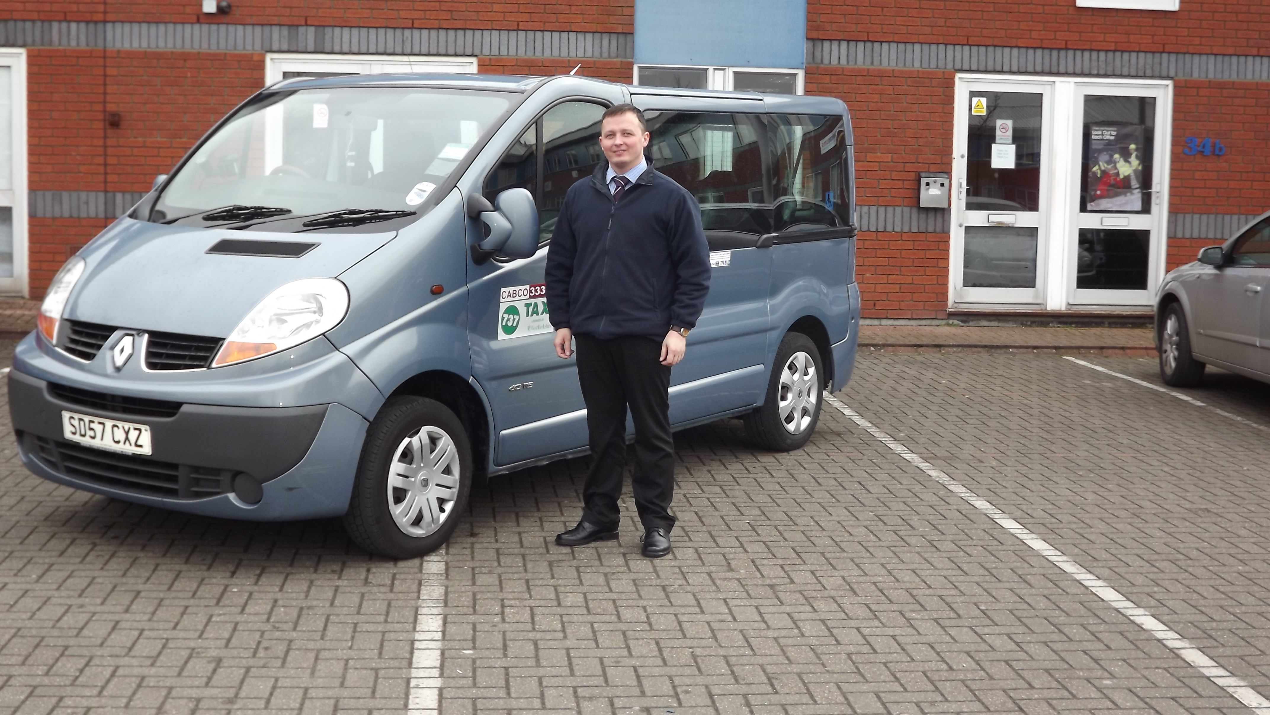 Gatwick Airport Taxi from Newbury: Stress-Free Transfers with Cabco 1 cabco fleet 021